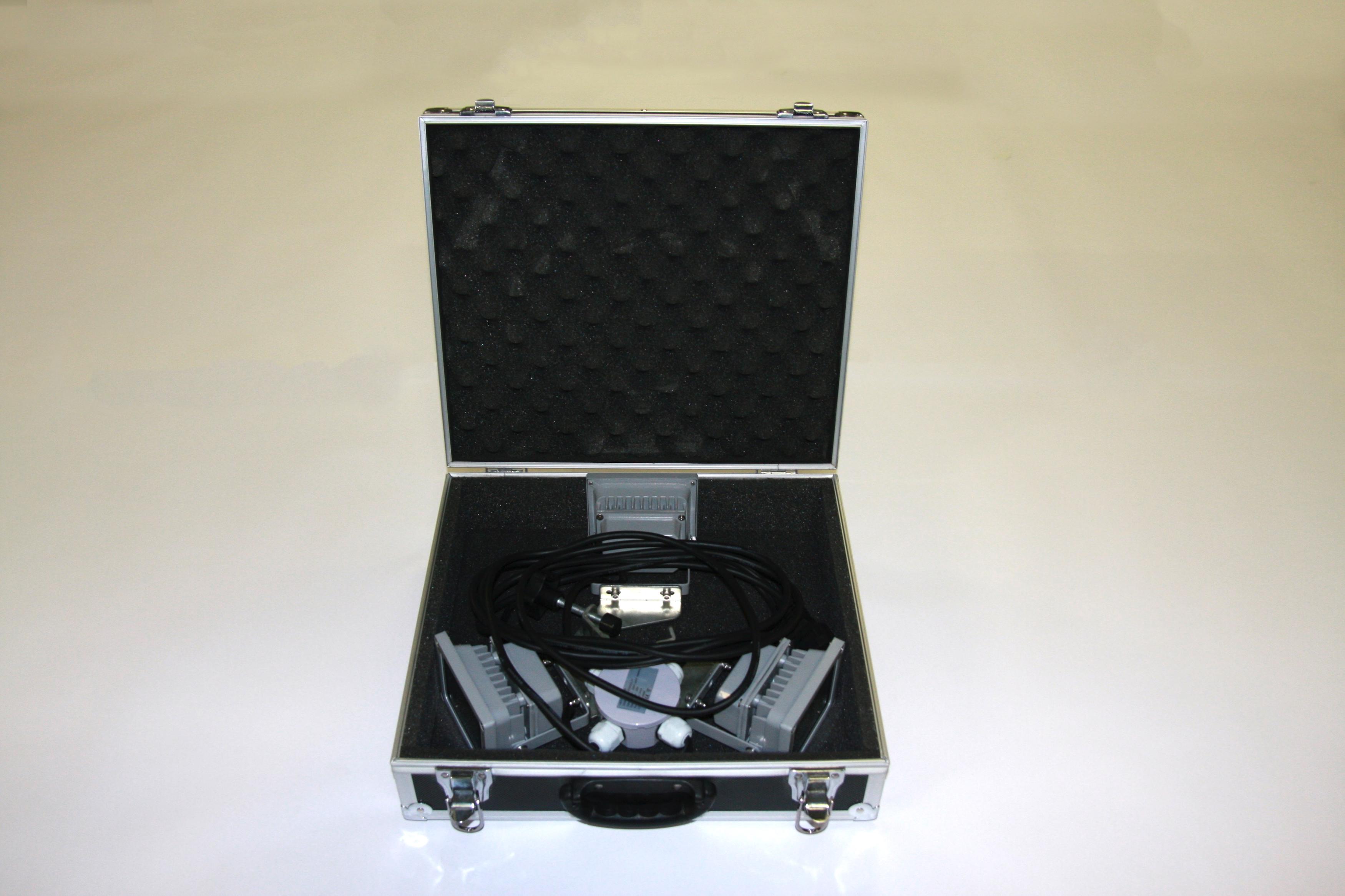 Flightcase 3-LED lightset 10W