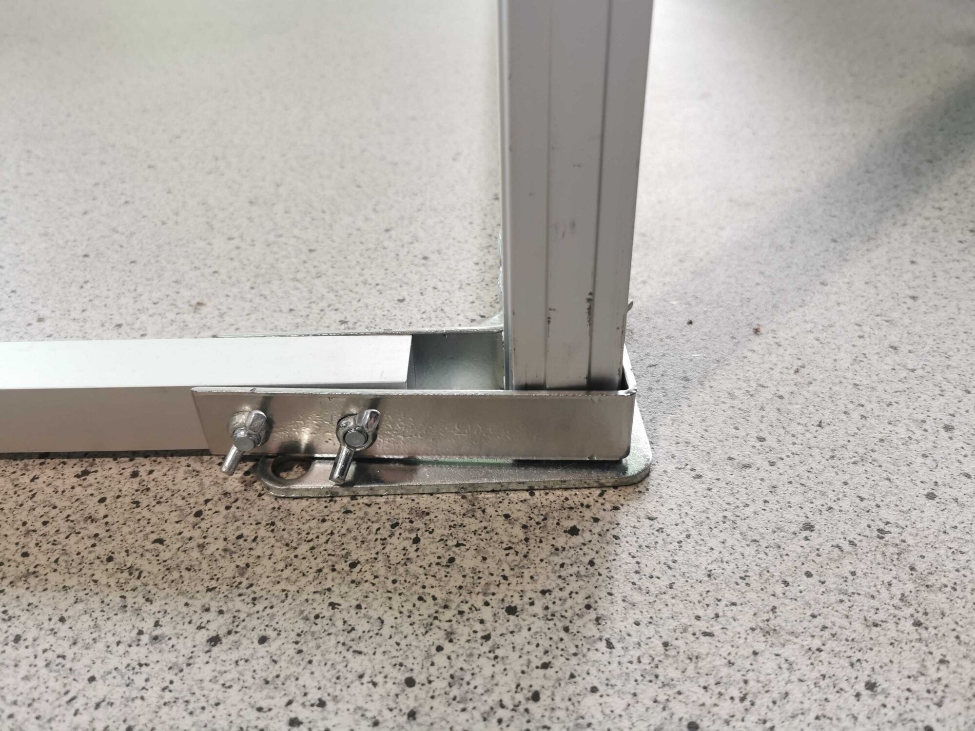 groundframe for folding tent