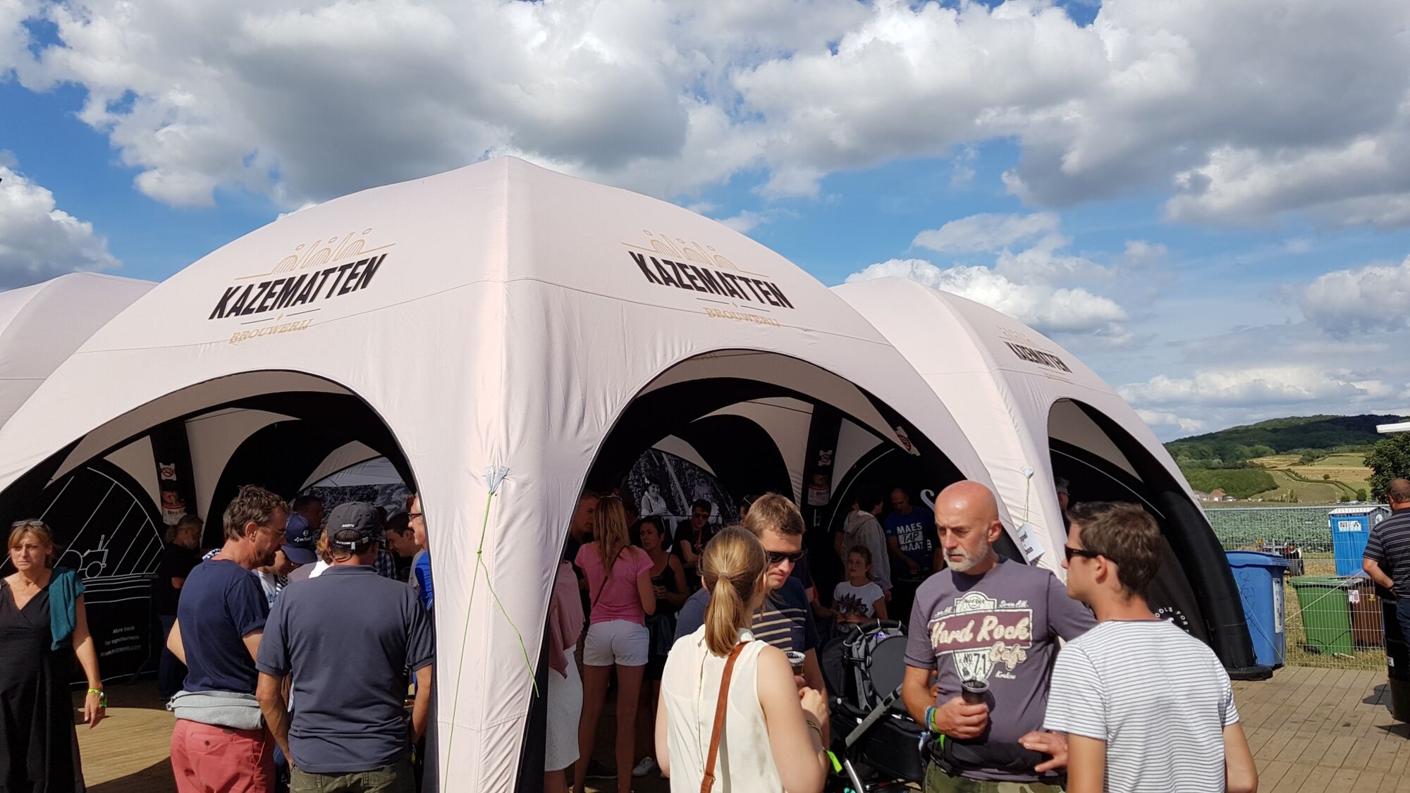 Opblaasbare tent Globe - 5x5m Zwart frame - Bedrukt dakzeil