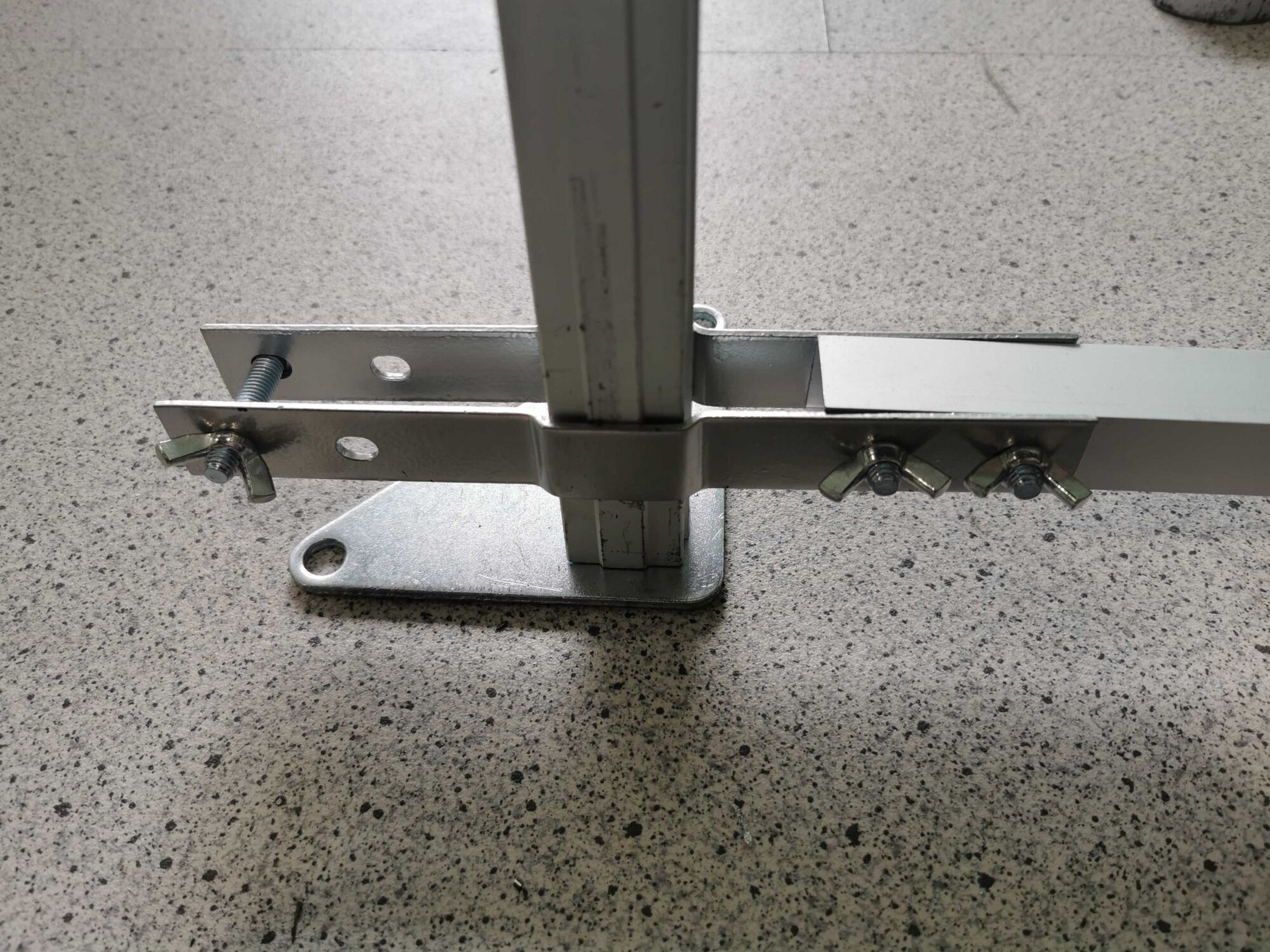 groundframe for folding tent