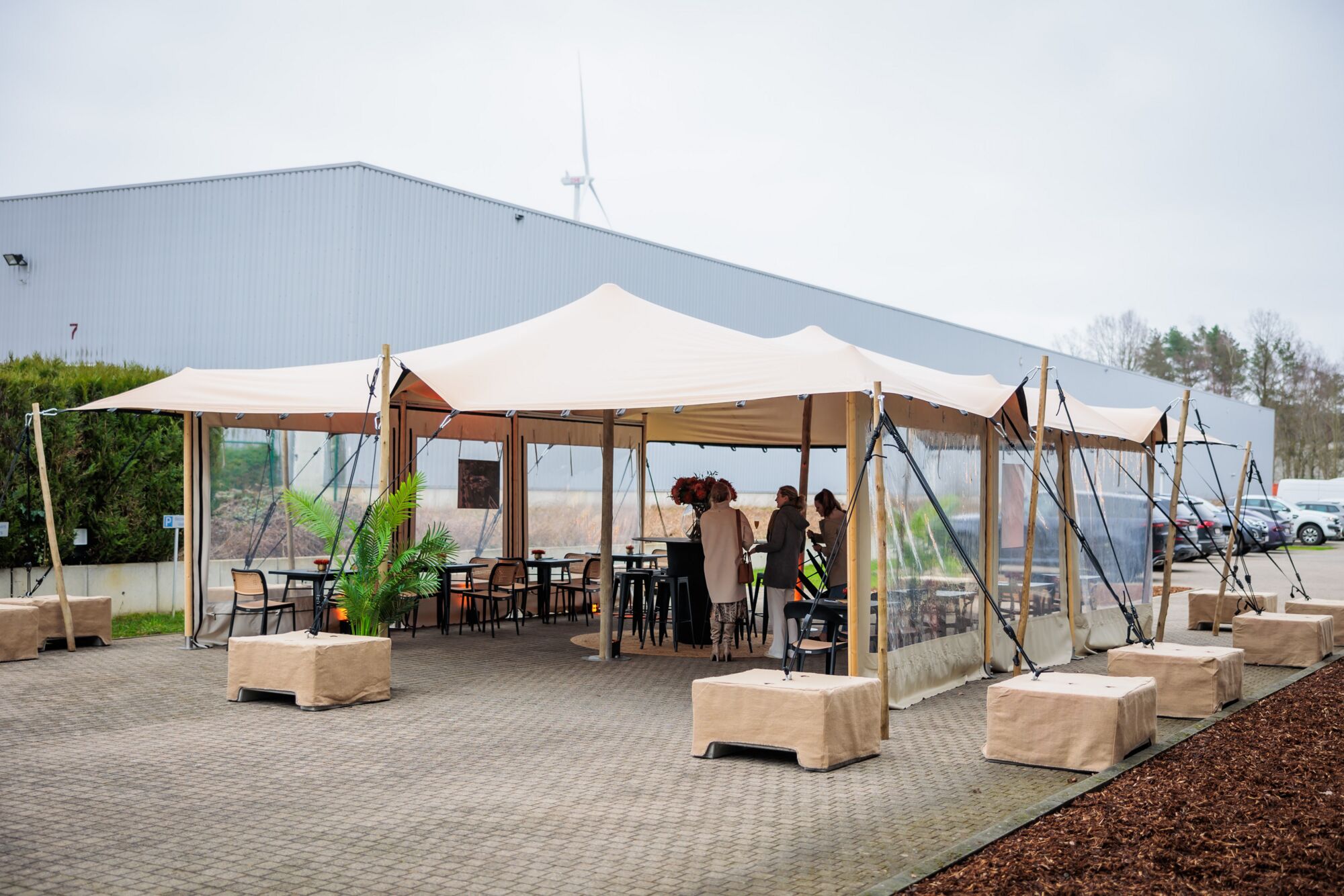 Betonwürfel - 650 kg (mit 1 Ringschraube)