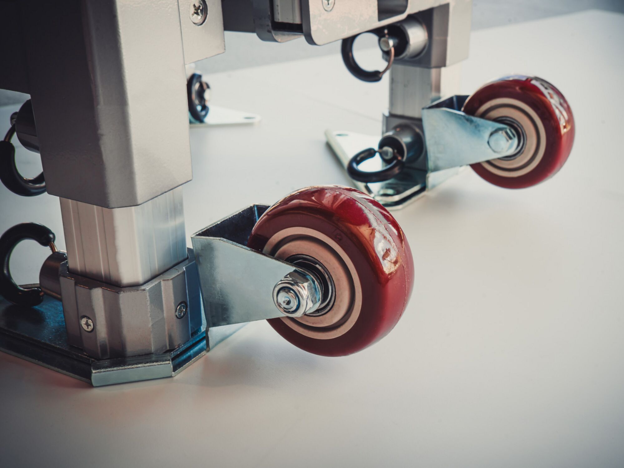 Wheel kit (2 wheels) for folding tent