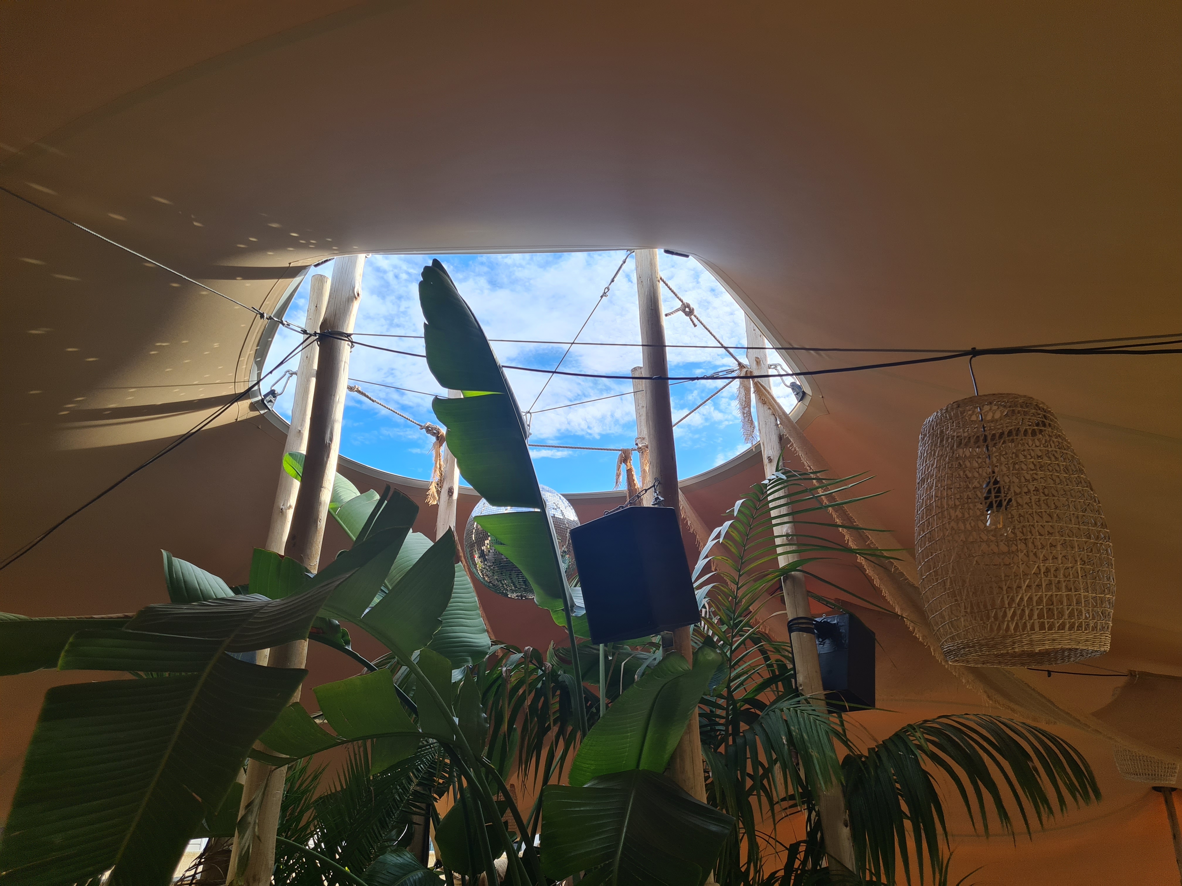 Hiflexx (740 g/m²) tailormade canvas per m² - With loops - to 45 m² - Sand/Sand