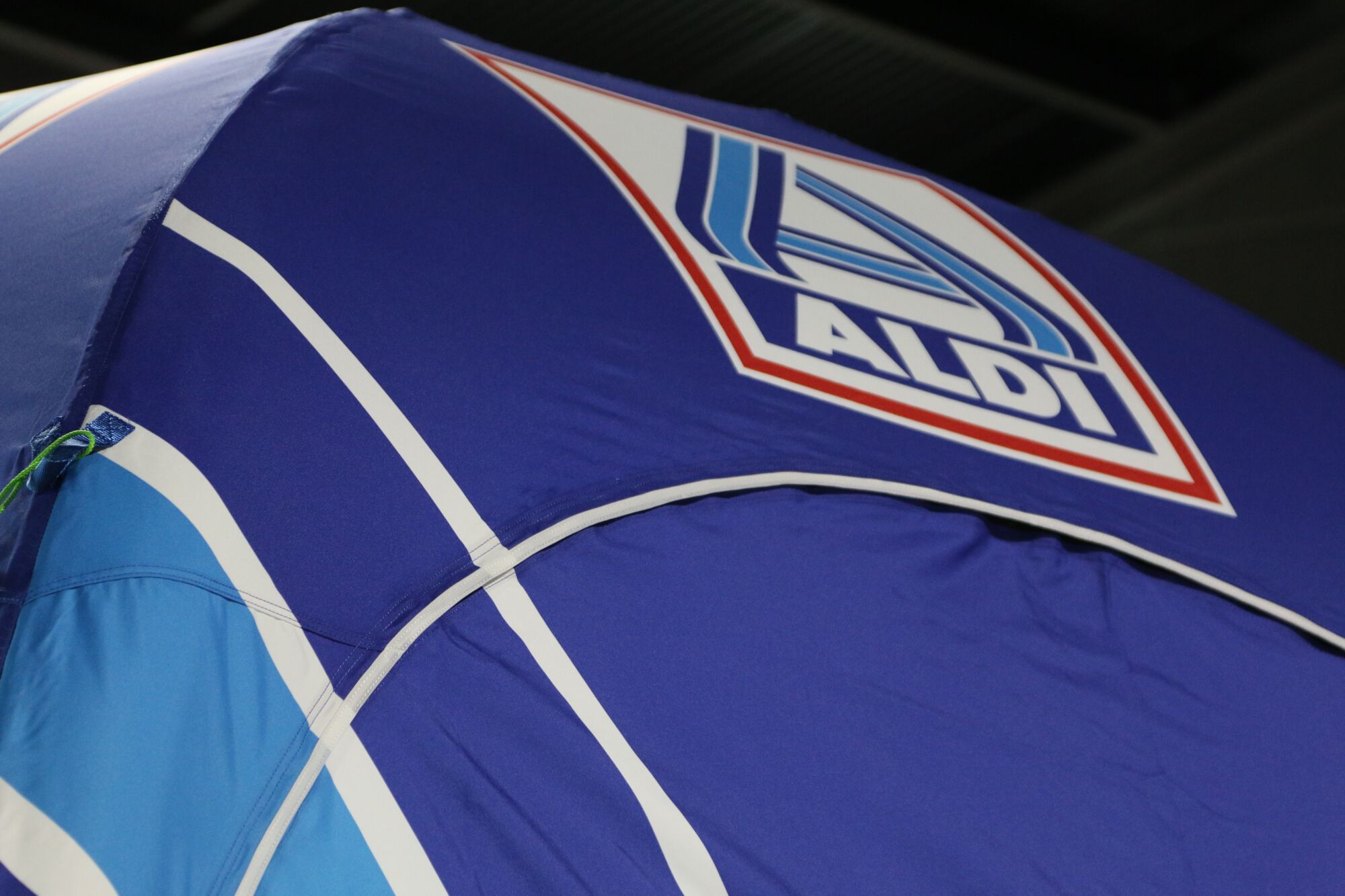 Opblaasbare tent Globe - 3x3m Zwart frame - Bedrukt dakzeil