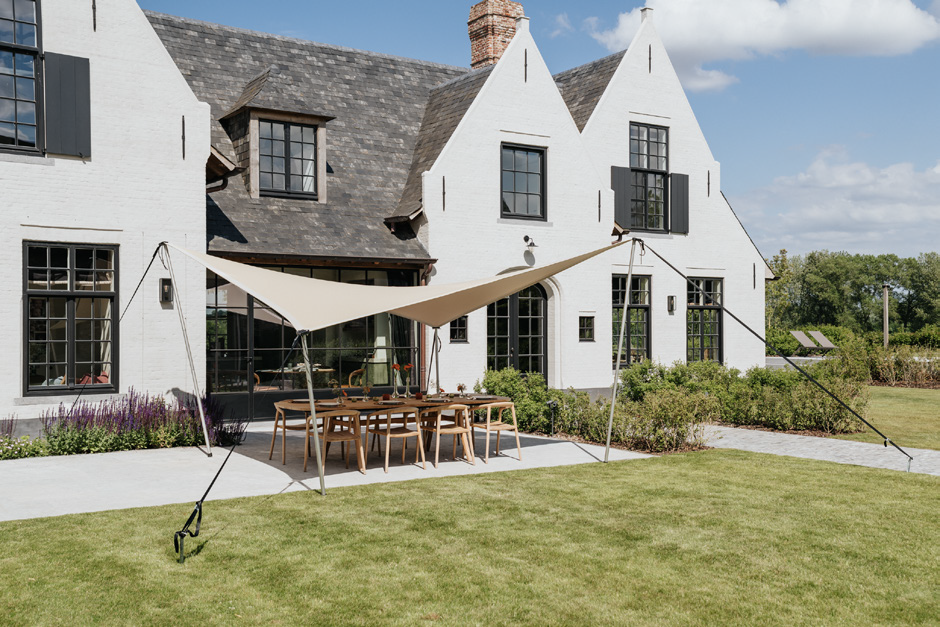 stretchtent lifestyle terrace