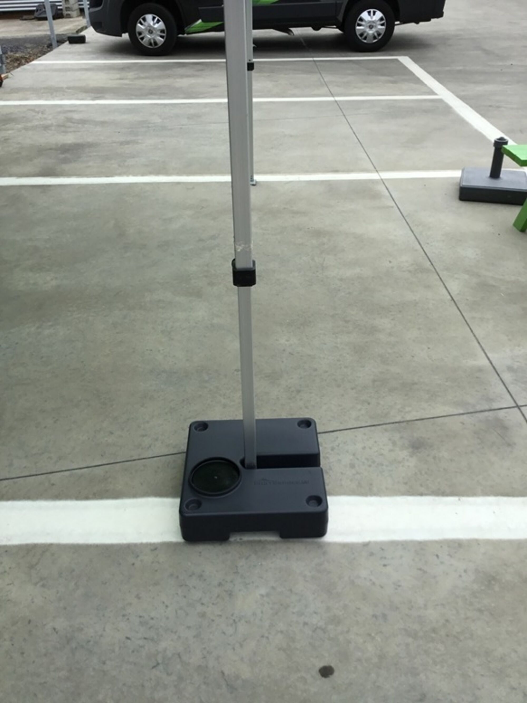 Plastic gewicht volledig gevuld met beton 30 kg