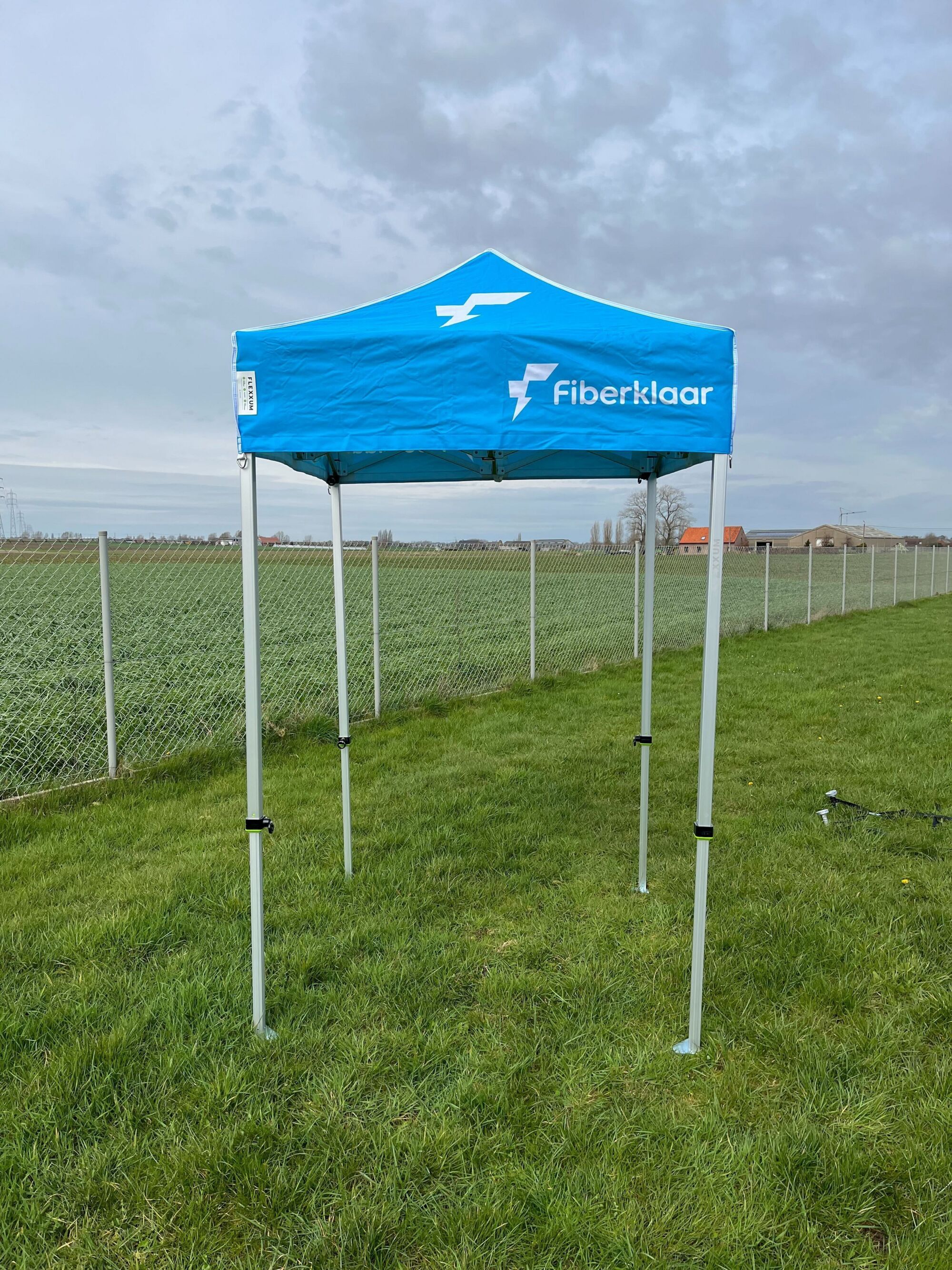 folding tent aluforce fiberklaar ambient